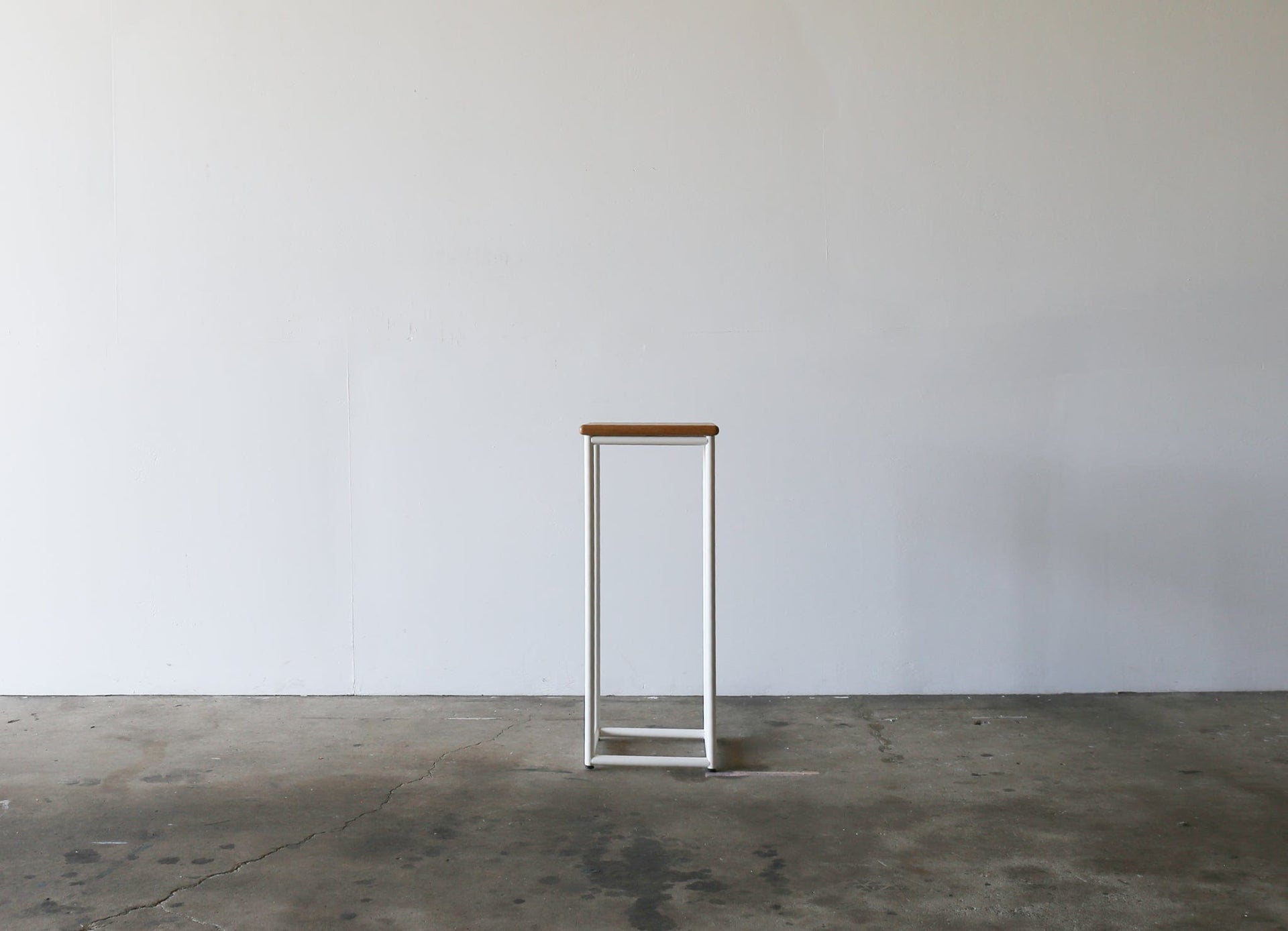 SCOUT Plinth 900mm H