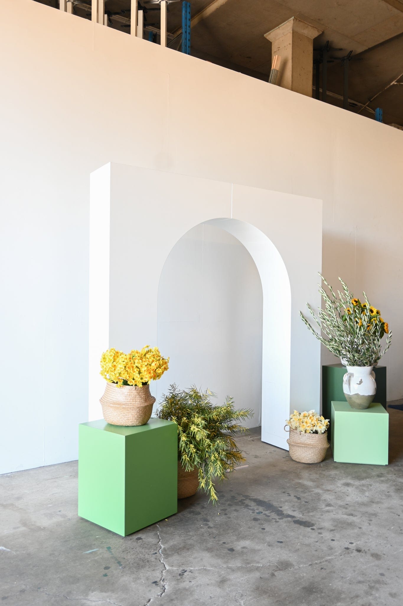 WEATHERSTONE Curved Archway | White