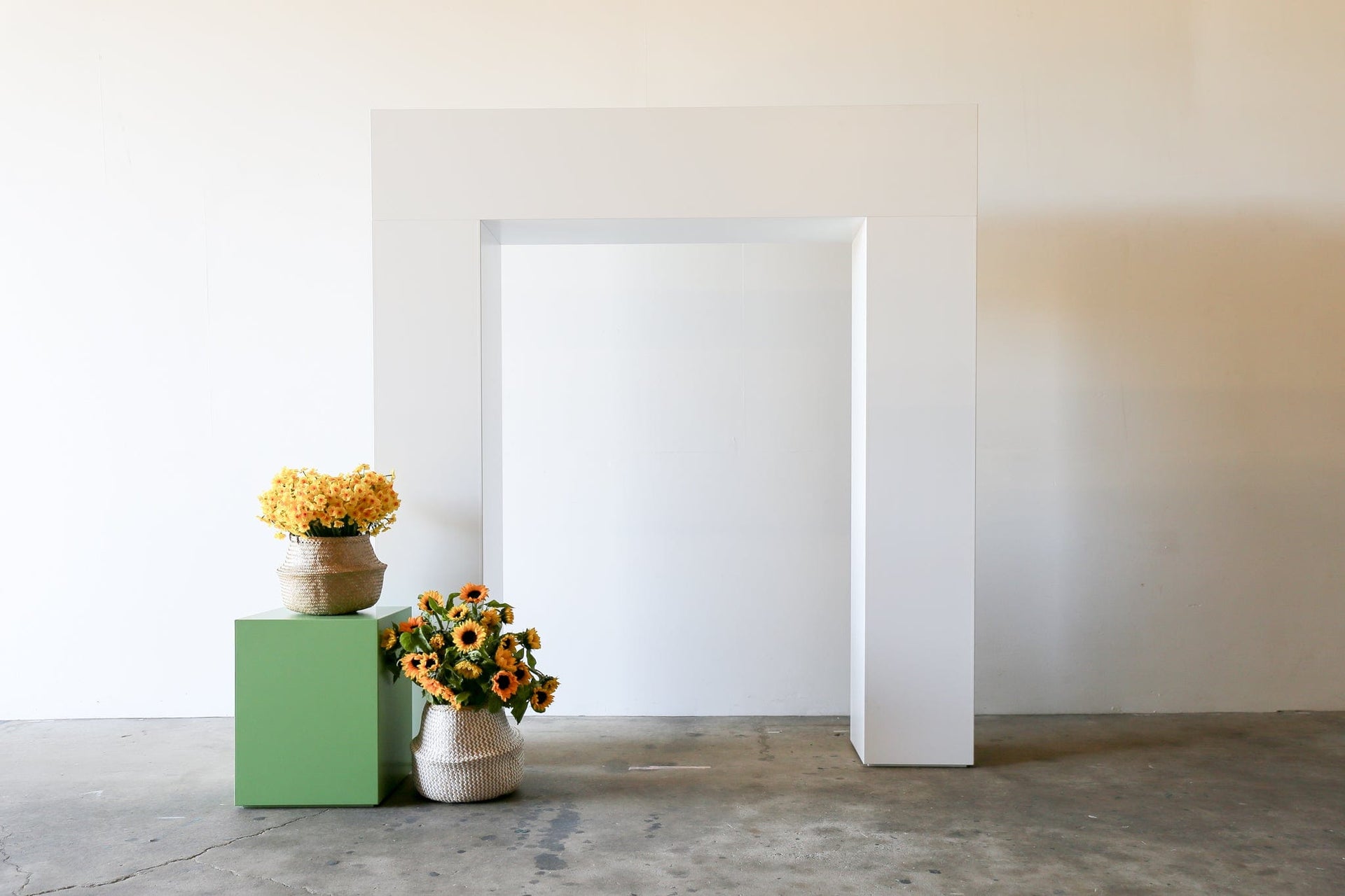 ROWLEY Rectangular Archway | White