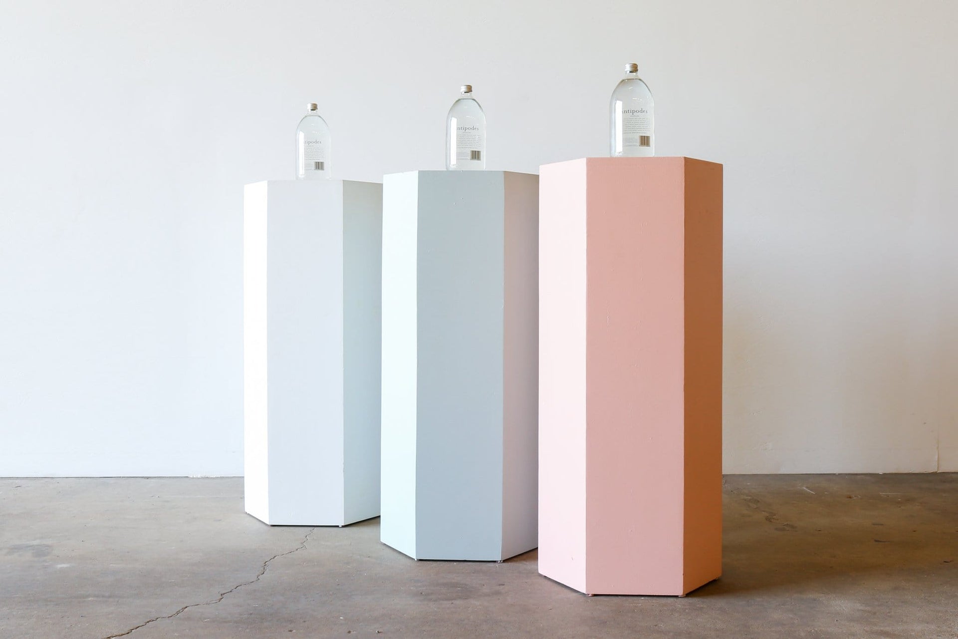 BK Plinth - HEXAGONAL WHITE