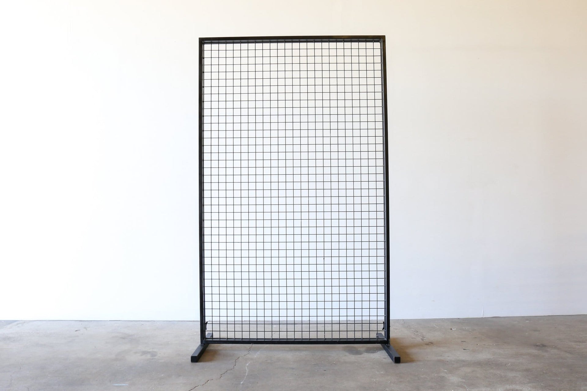 MR MESH Wall Unit - BLACK