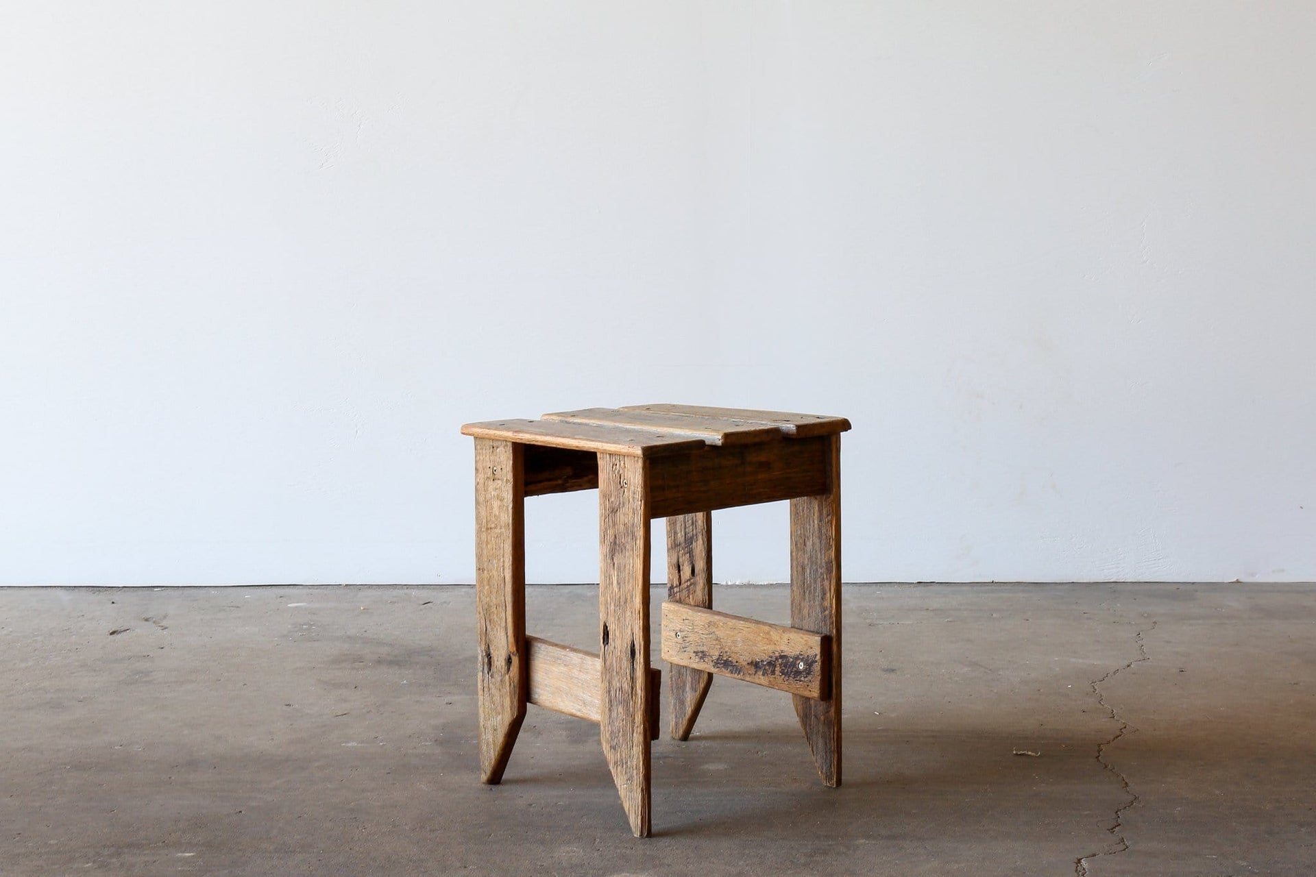 SMALL JAMAUL Stool