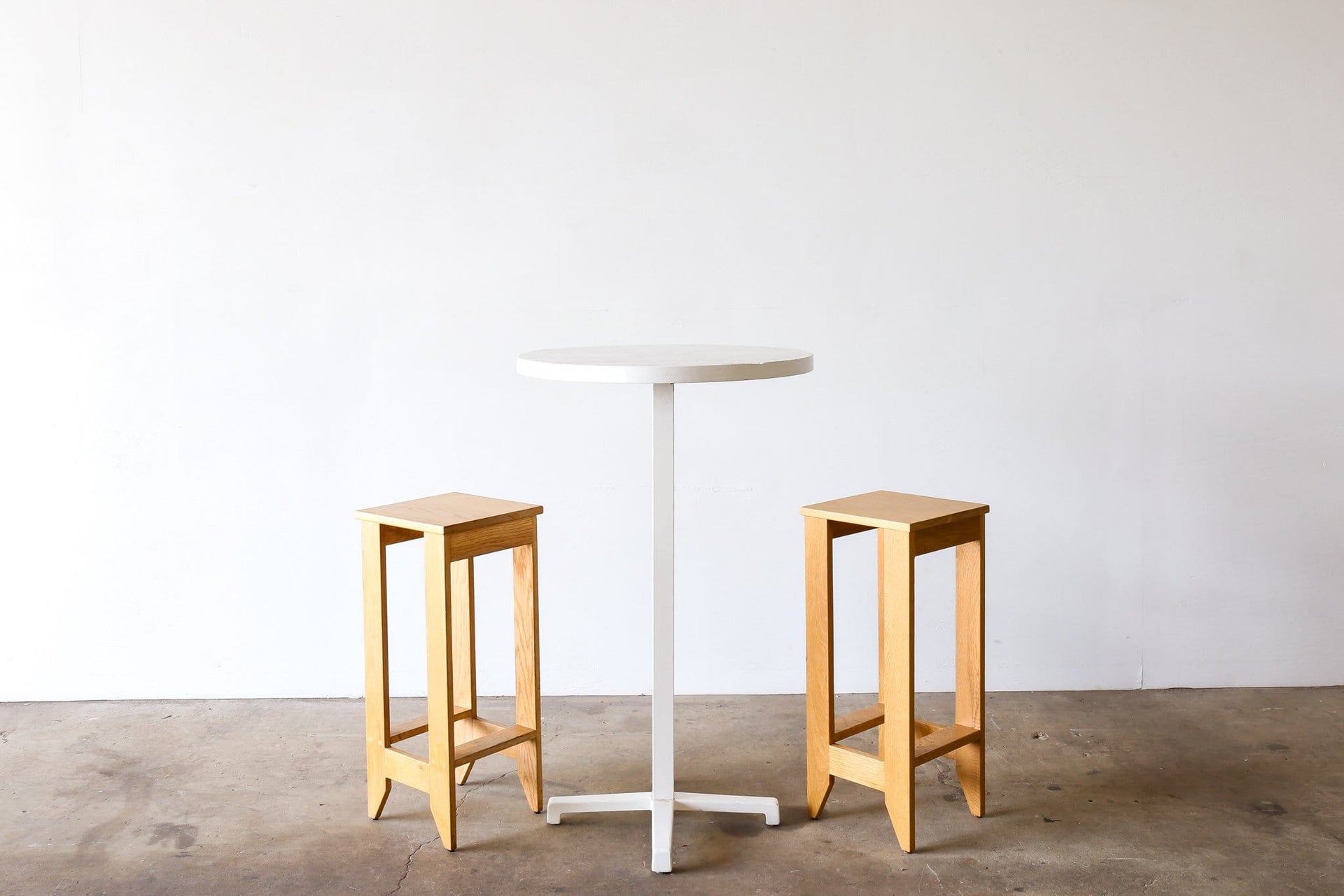 SPRITZER Bar Table