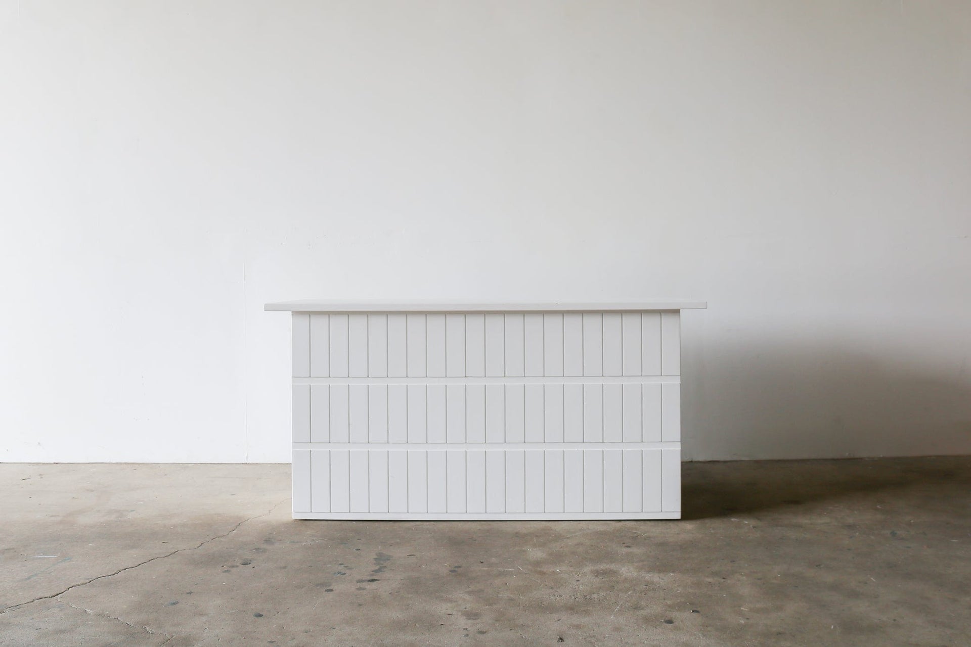 CLASSIC BLOCK BAR - WHITE (FLAT PACK)