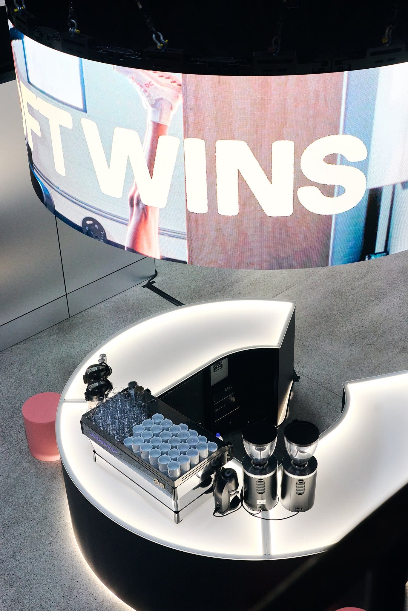 Custom / ON: Soft Hub for Hatrik