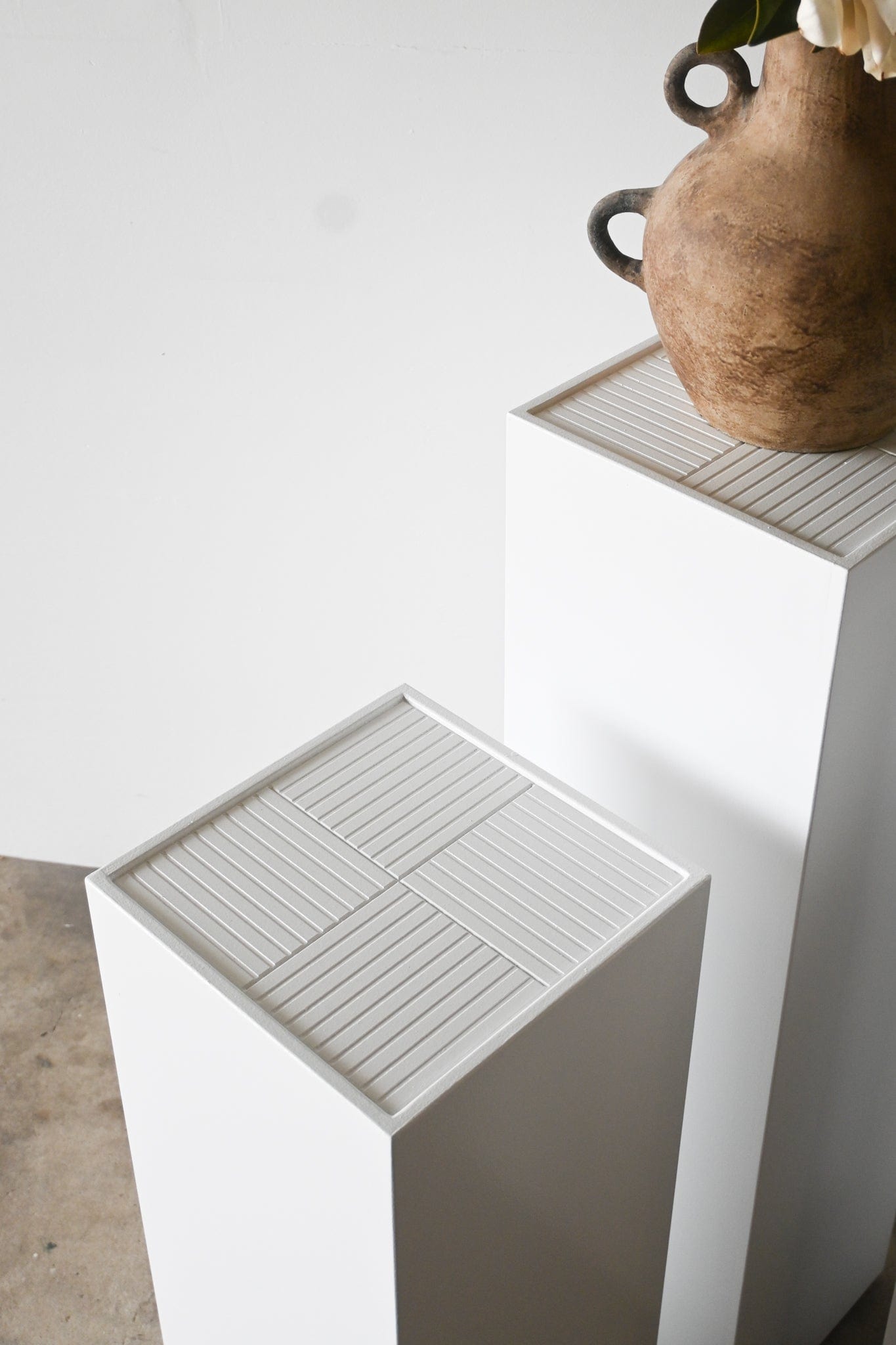 DD Plinth - 900mm H - WHITE - PLINTH HIRE SYDNEY REGION - TIMBERMILL
