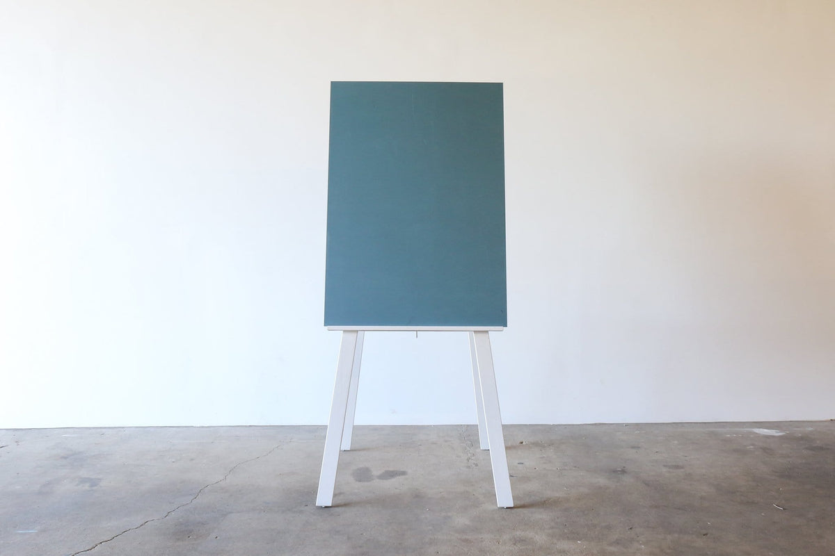 WHITE Easel Large SIGNAGE AND DISPLAY ITEM HIRE SYDNEY REGION